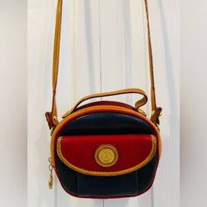 La Tour Eiffel Leather Essentials Crossbody